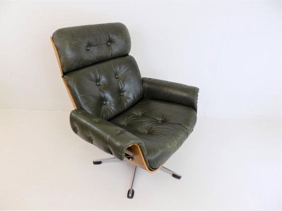 Image 1 of Giroflex door Martin Stoll 5612 stoel