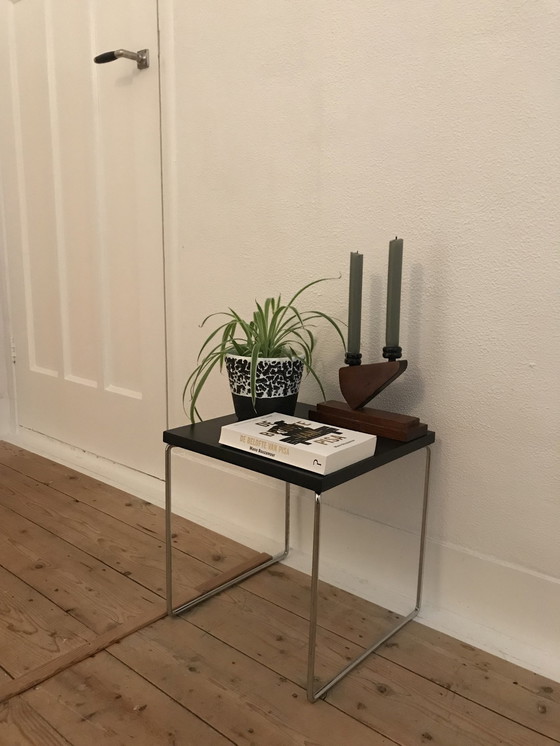 Image 1 of Vintage bijzettafel