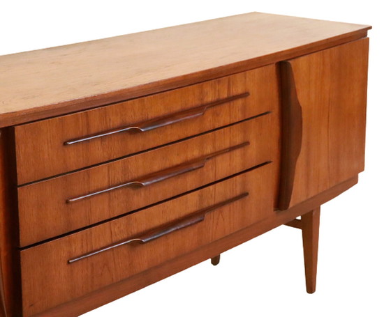 Image 1 of Vintage Beautility 'Weyhill' sideboard dressoir kast tv meubel