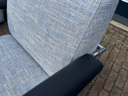 2 Leolux Scylla Fauteuil Ruvido stof blauw