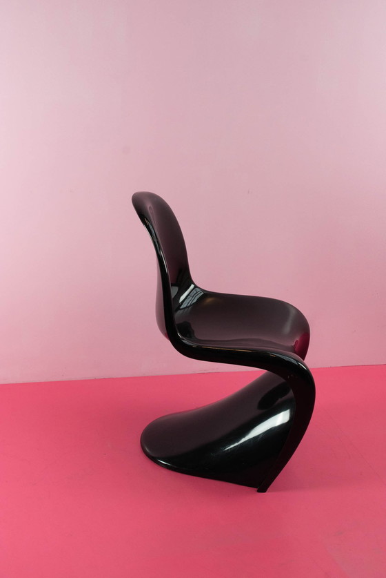 Image 1 of Zwarte 'Panton chair' door Verner Panton voor Herman Miller, 1971