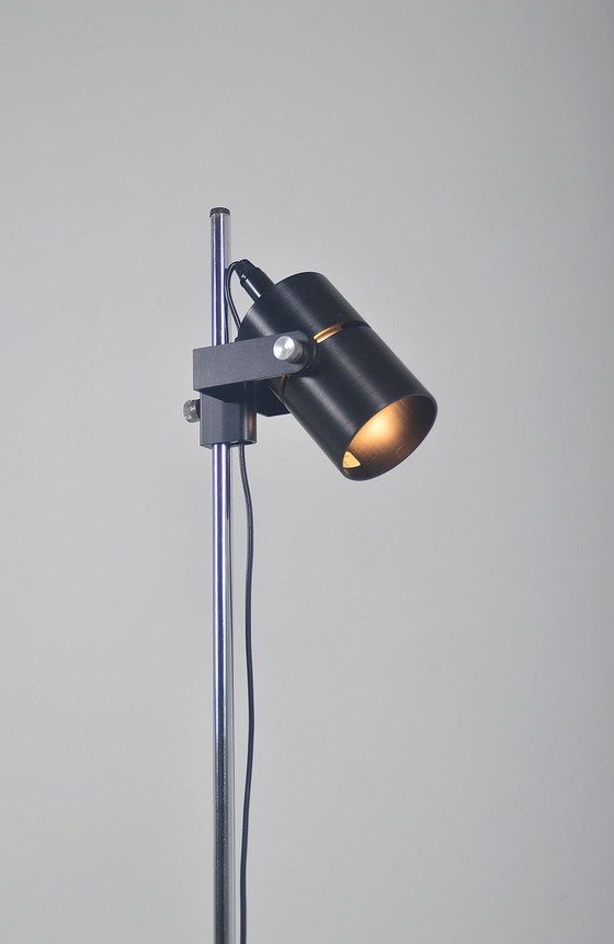 Image 1 of Deense vloerlamp model 564 van J. Junge, jaren '70