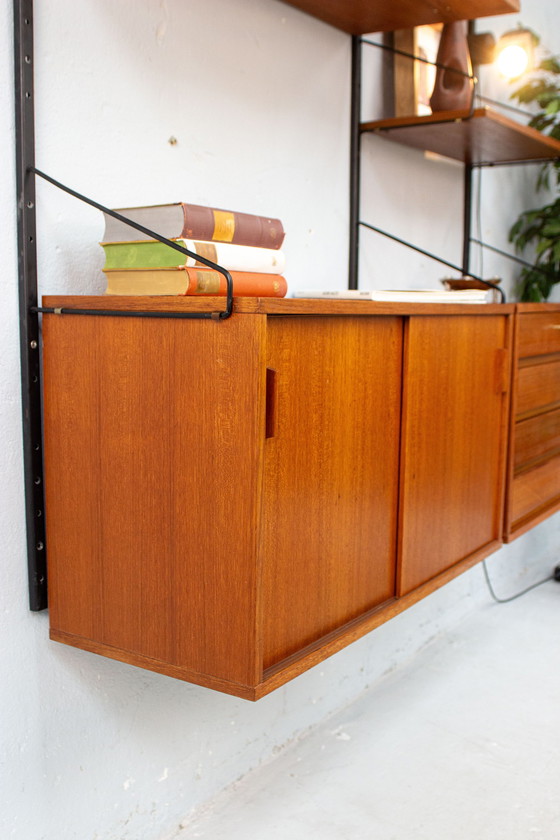 Image 1 of Wandplank String WHB Vintage Midcentury Teak