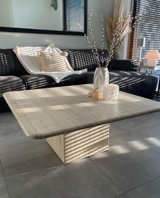 Image 1 of Vintage Travertine salontafel