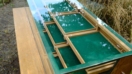 Image 1 of Vintage vitrine toonbank