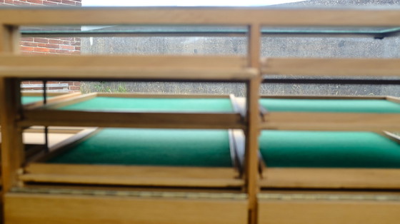 Image 1 of Vintage vitrine toonbank