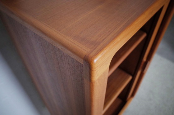 Image 1 of Dyrlund dressoir Dressoirs