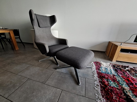 Image 1 of Vitra Grand Repos + ottoman, gepolijst onderstel, stof antraciet