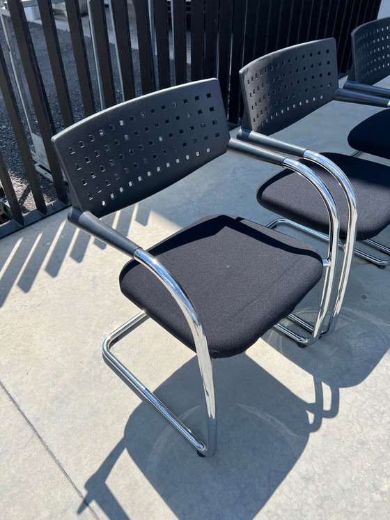 Image 1 of 6 Vitra Visavis stoelen