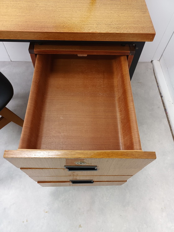 Image 1 of Cees Braakman voor Pastoe vintage bureau