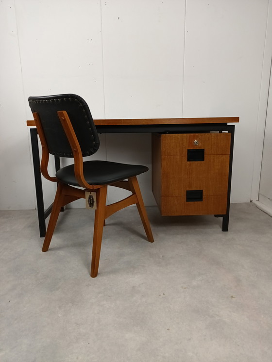 Image 1 of Cees Braakman voor Pastoe vintage bureau