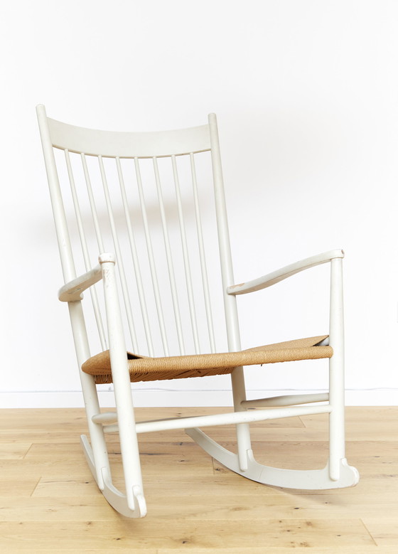 Image 1 of FDB Møbler Schommelstoel J16 van Hans J. Wegner