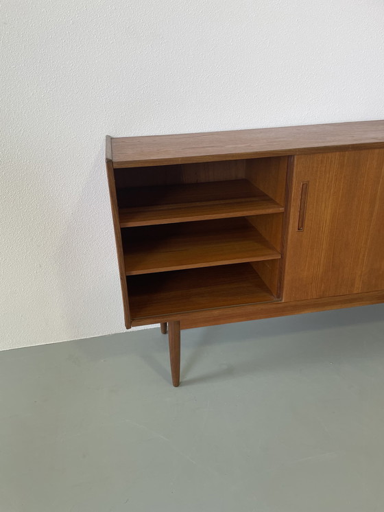 Image 1 of Deens teakhouten dressoir