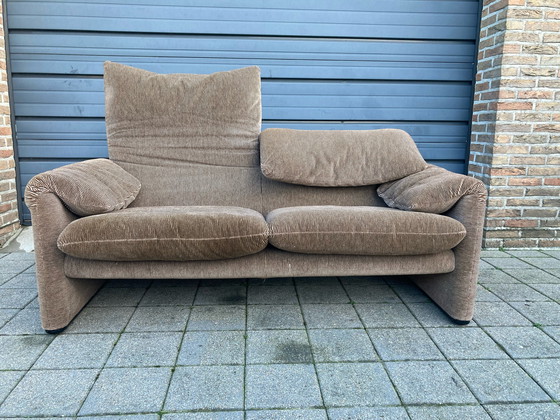 Image 1 of Cassina Maralunga 2-zit Ribble