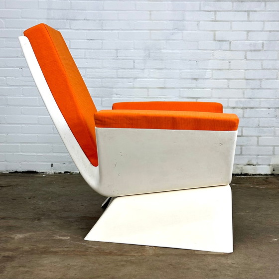 Image 1 of Unieke space age fauteuil