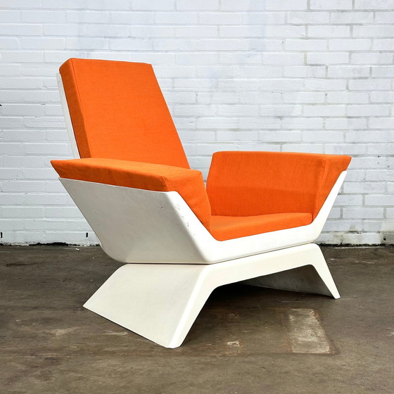 Image 1 of Unieke space age fauteuil