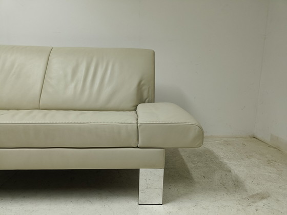 Image 1 of JORI Glove sofa