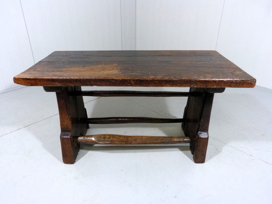 Image 1 of Antieke houten salontafel 1880-1890