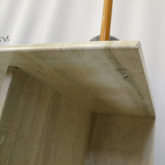 Image 1 of Vintage travertin bijzettafel