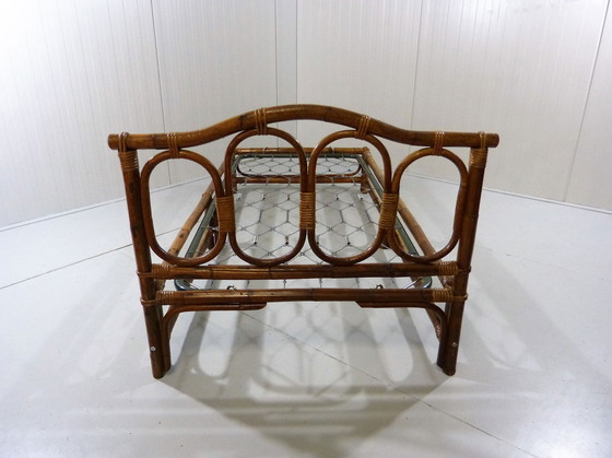 Image 1 of Rotan bed, jaren 70