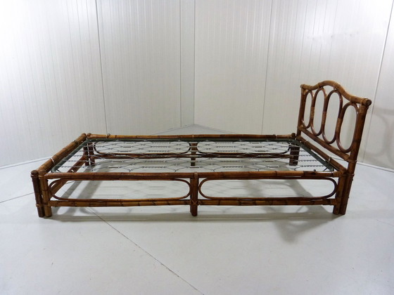 Image 1 of Rotan bed, jaren 70