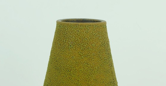 Image 1 of vase en céramique du milieu du siècle décor abstrait émail brut modèle 150/22