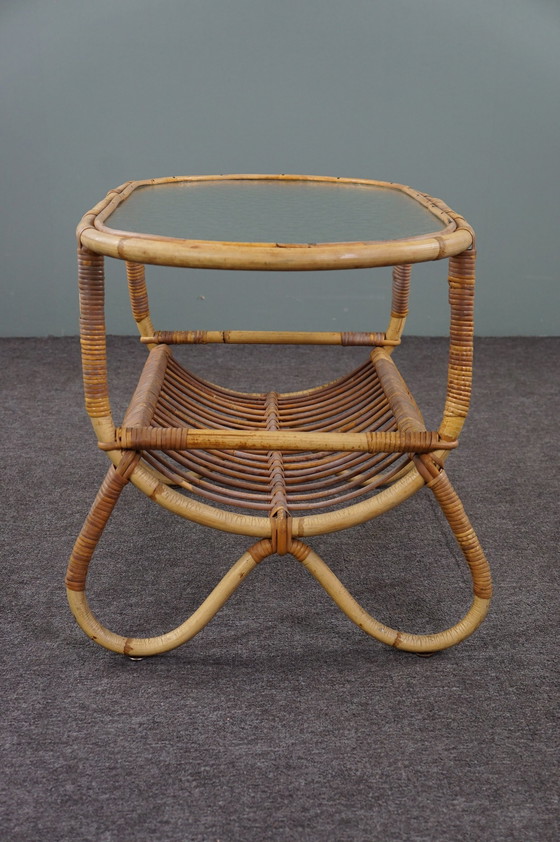 Image 1 of Dutch Design Style coffee table with cloud glass top and reading basket