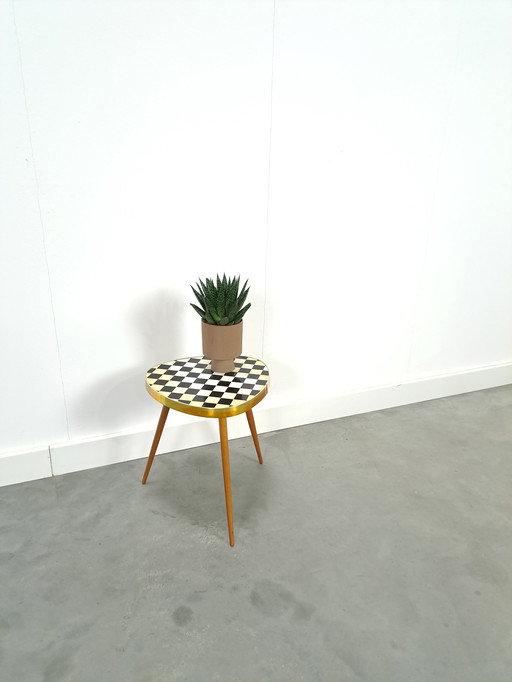 Side table black and white checkered formica top vintage