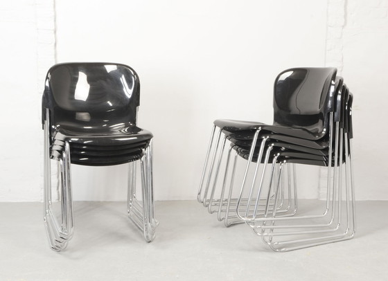 Image 1 of 5 Drabert SM400 stackable dining room chair by Gerd Lange