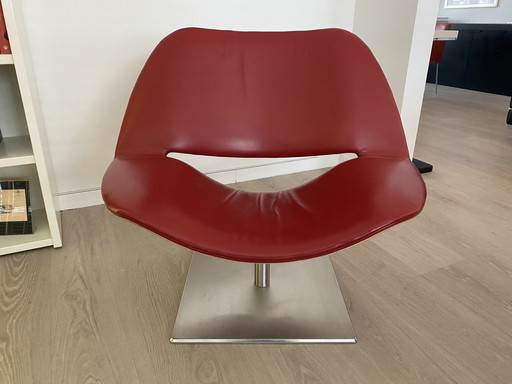 Dema Lips chair