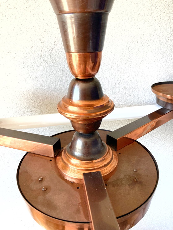 Image 1 of Lampe suspendue vintage en cuivre de style art déco