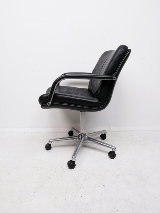 Artifort black leather office chair