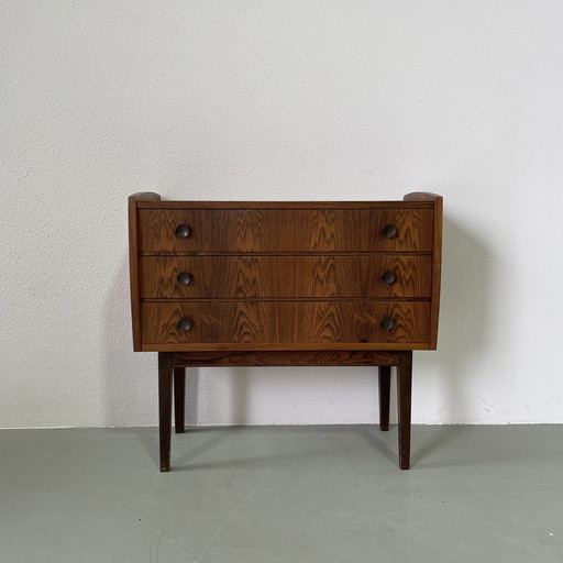 Rosewood chest of drawers