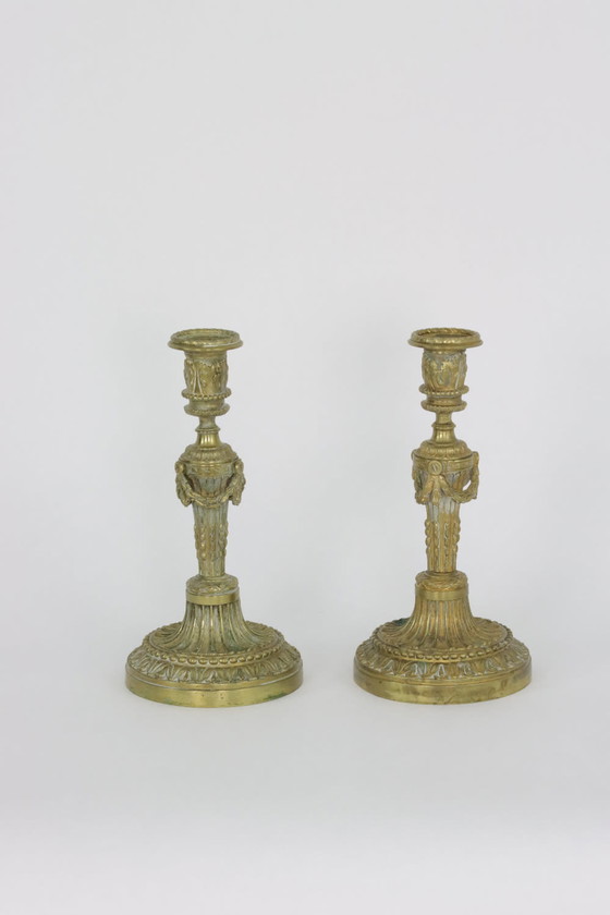 Image 1 of 2x French Neoclassical bronze candlesticks