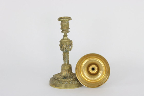 Image 1 of 2x French Neoclassical bronze candlesticks