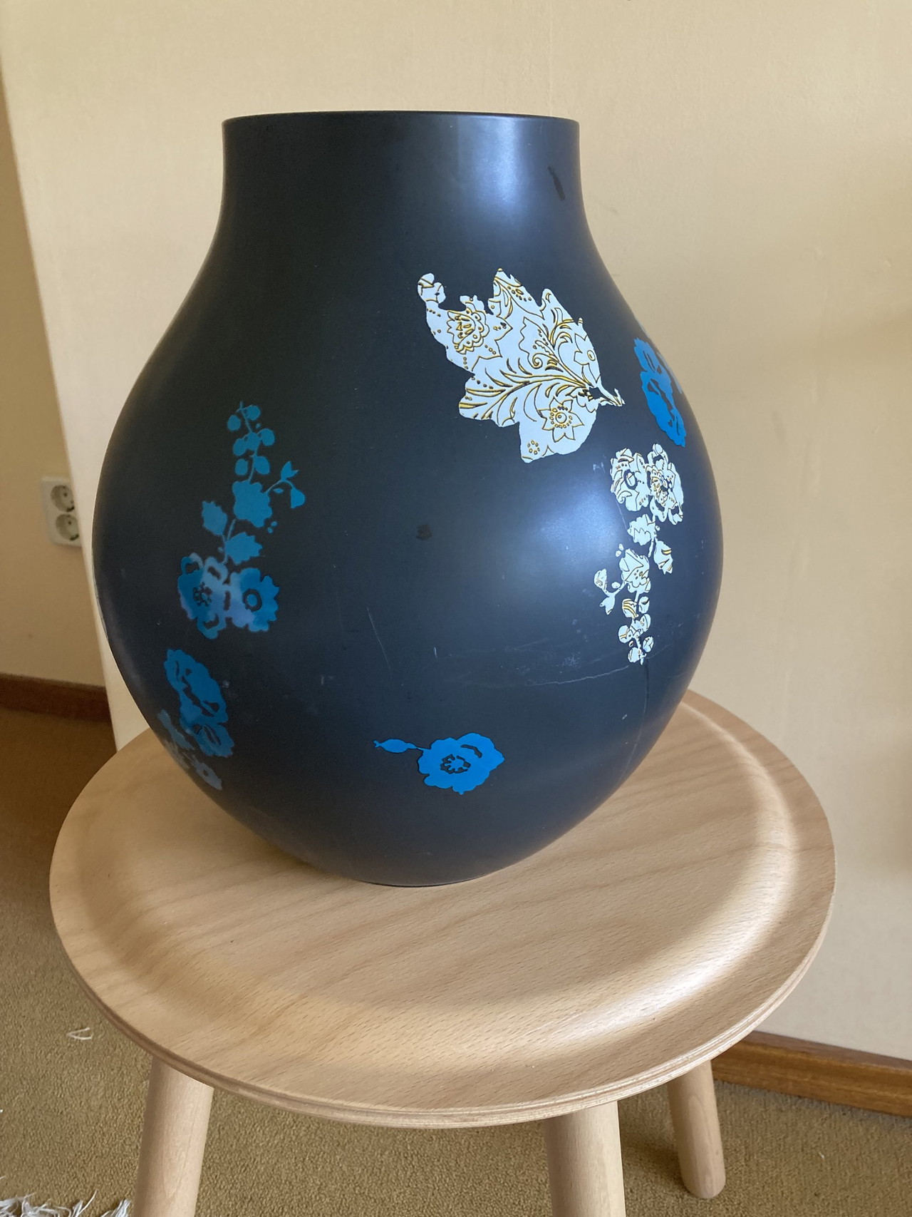 Vaso Hella Jongerius Ps Jonsberg