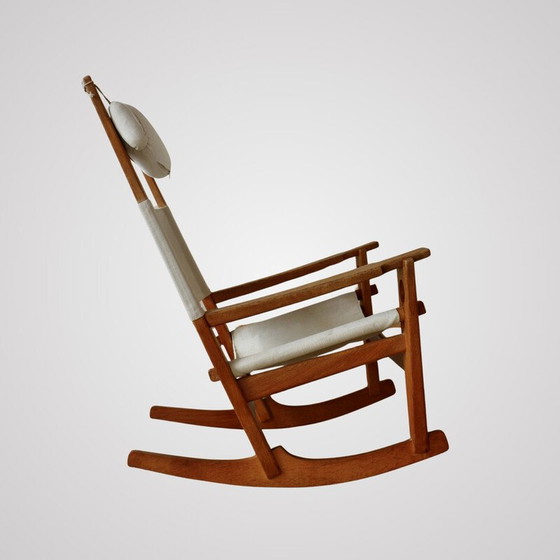 Image 1 of Vintage “Keyhole” rocking chair in oak wood by Hans J Wegner for Getama, Denmark 1960