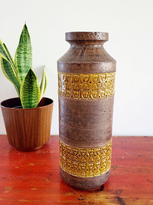 Bitossi vase brown glazed ceramic, Rimini decor, Aldo londi, 1960s in Italy