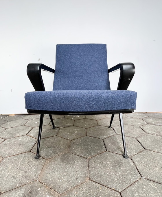 Image 1 of Repose armchair by Friso Kramer for Ahrend the Circle