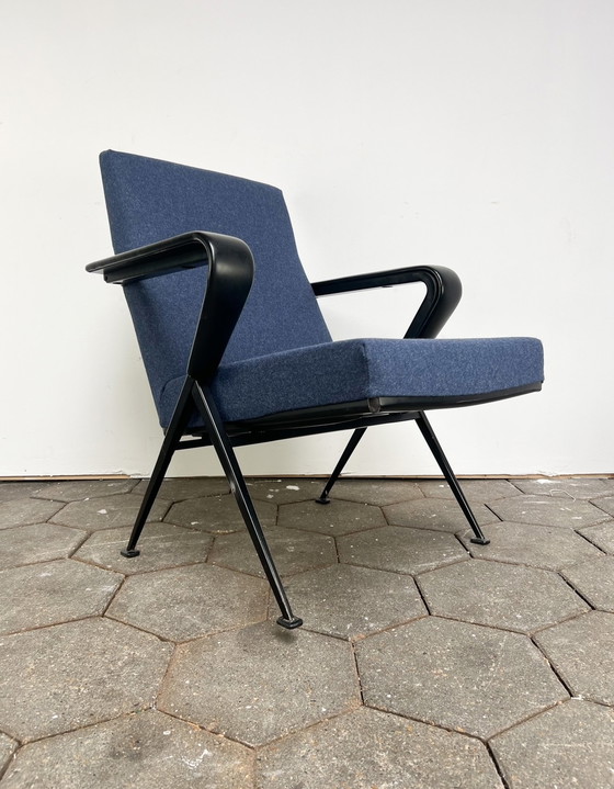 Image 1 of Repose armchair by Friso Kramer for Ahrend the Circle