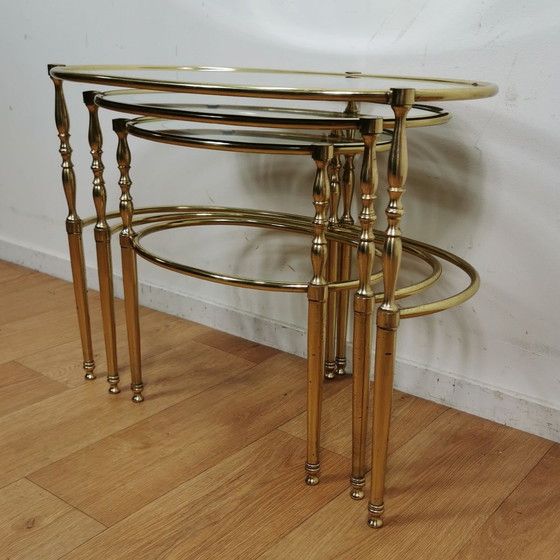 Image 1 of 3x tables d'appoint Hollywood regency