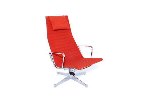 Chaise longue Eames EA 124