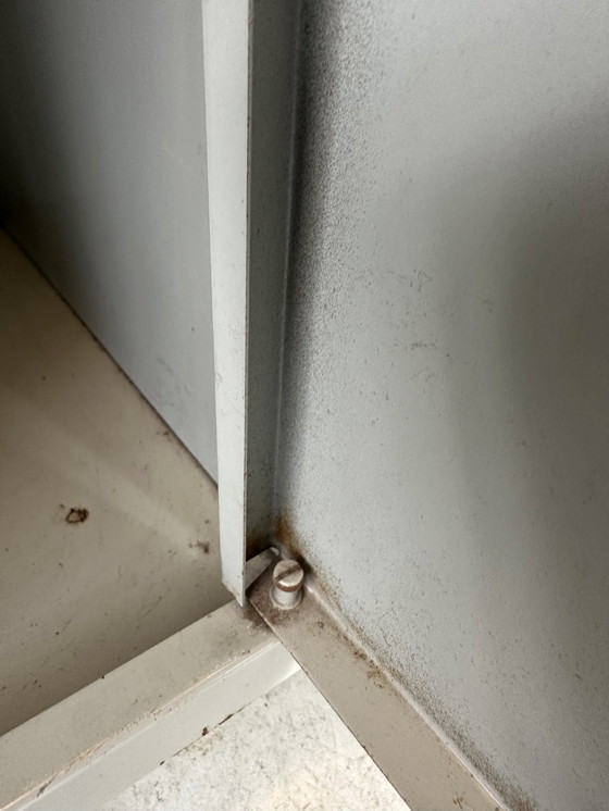 Image 1 of Vintage industrial locker cabinet (5 doors)