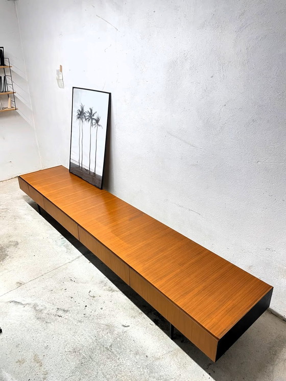 Image 1 of Cassettiera bassa in teak XL, design danese, vintage, retrò, in teak