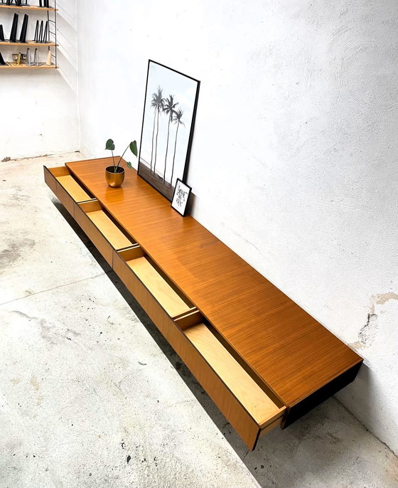 Image 1 of Cassettiera bassa in teak XL, design danese, vintage, retrò, in teak