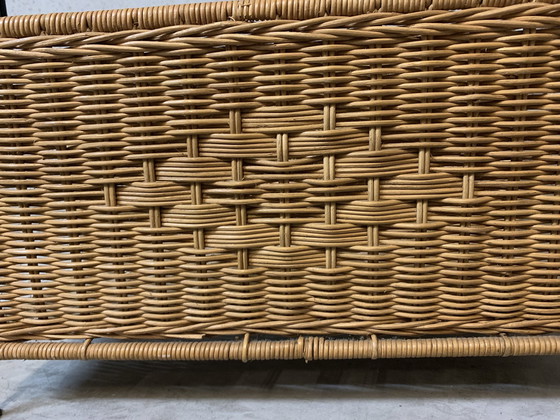 Image 1 of Cesta o contenedor de lectura de 1960