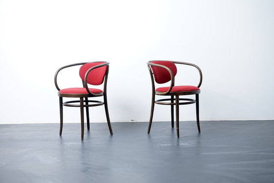 Image 1 of Viennese vintage model 233 P bistro chairs by Thonet, set of 2