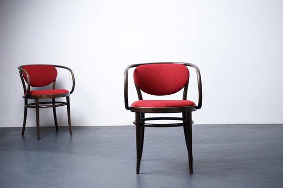 Image 1 of Viennese vintage model 233 P bistro chairs by Thonet, set of 2