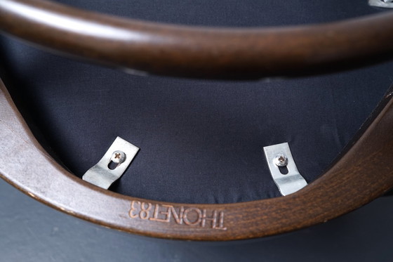 Image 1 of Wiener Vintage Modell 233 P Chaises de bistrot de Thonet, set de 2 pièces