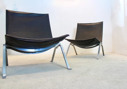 Brown Leather PK22 chairs by Poul Kjærholm for Fritz Hansen